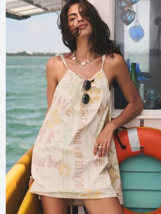 Urban Outfitters Dresses & Skirts - Urban Outfitters S cream A line dress with draw around neck